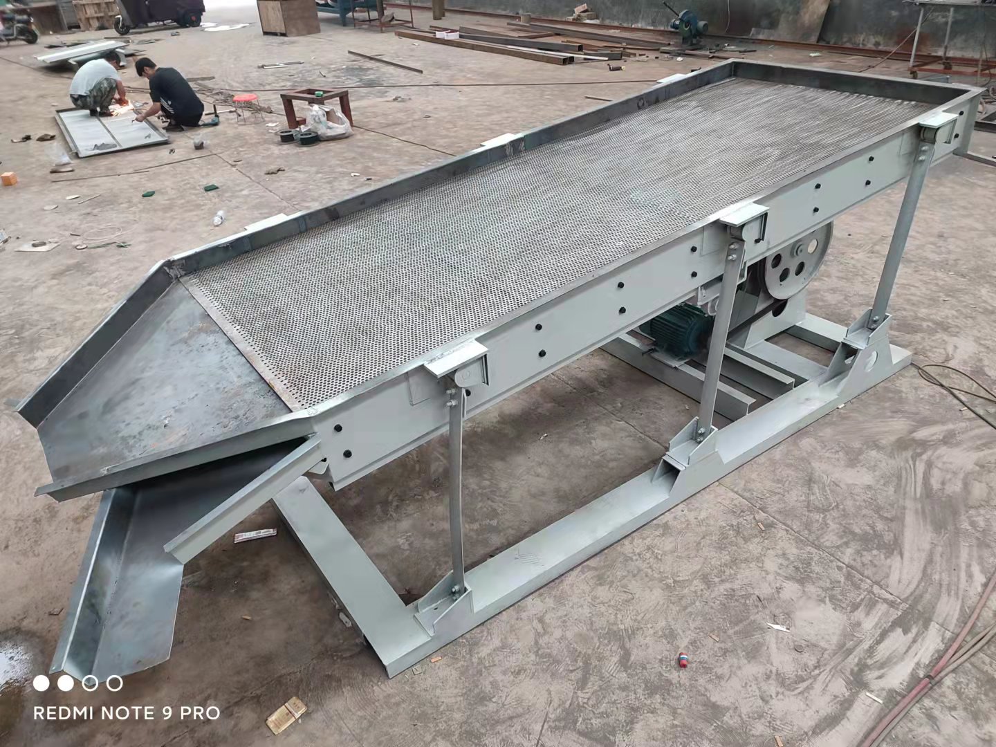 新鄉(xiāng)智拓機械往復(fù)篩發(fā)貨